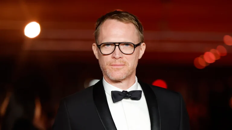 Paul Bettany kam sich wie ein Räuber vor, nachdem er für zwei Stunden Arbeit in Robert Downey Jr.s Iron Man einen Haufen Geld verdient hatte paul bettany